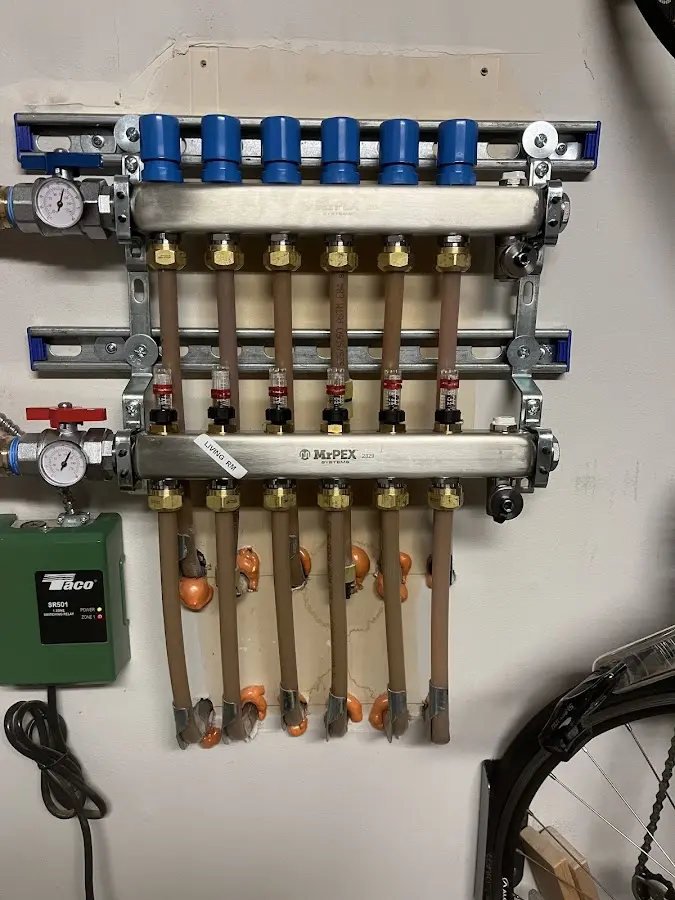 Plumber performing Gas Leak Detection at a residential property in Northlake